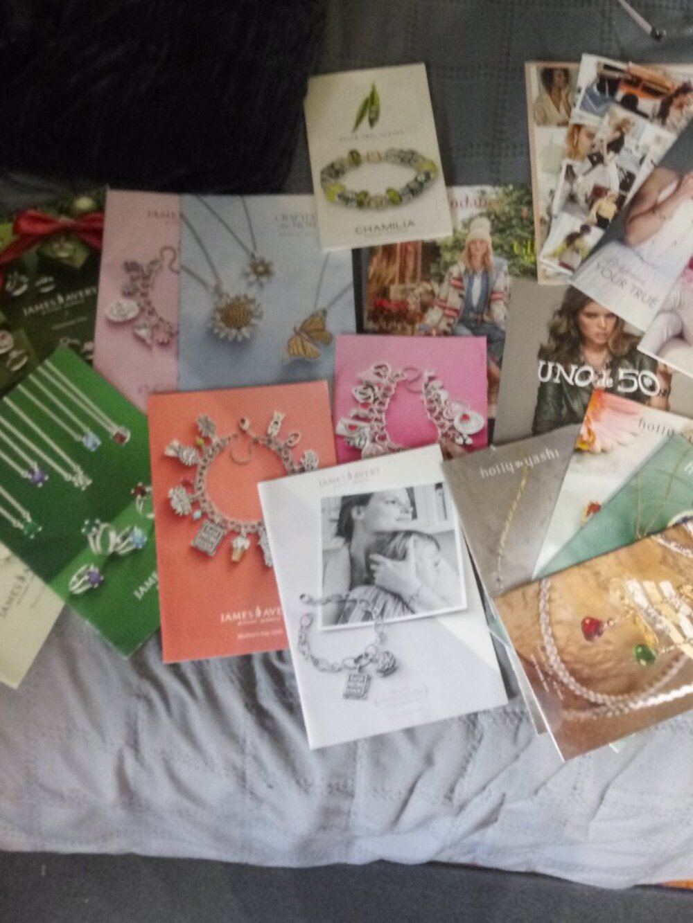 Huge lot of James Avery Catalogs Holly Yashi Brighton